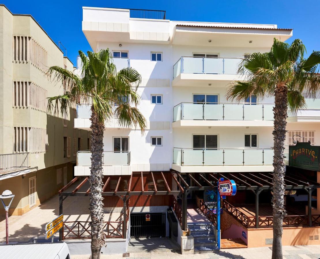 Apartamentos Charlys Can Picafort Can Picafort  Exterior foto