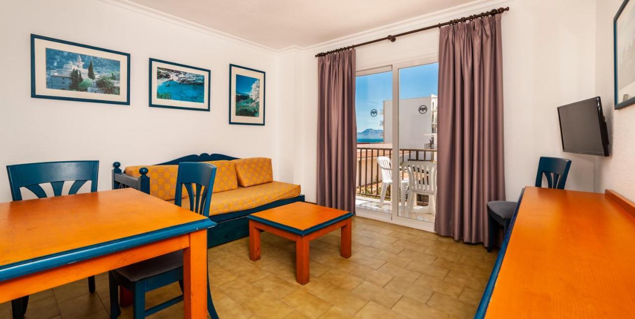 Apartamentos Charlys Can Picafort Can Picafort  Exterior foto
